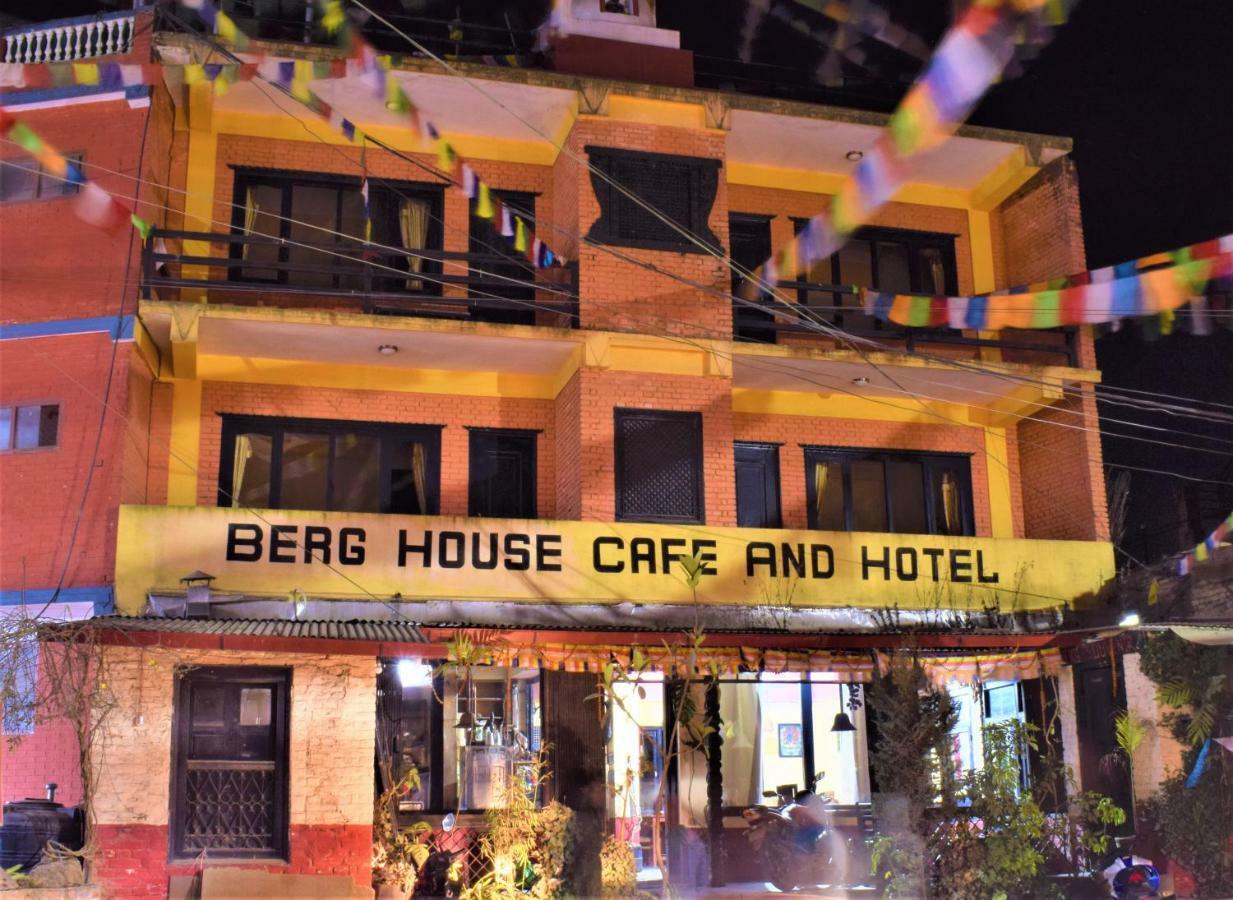 Berg House Cafe And Hotel Nagarkot Kültér fotó